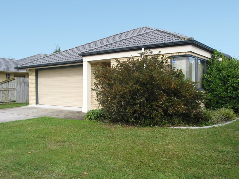 5 Nobleman Place, Hamilton East, Hamilton - Carousel 1