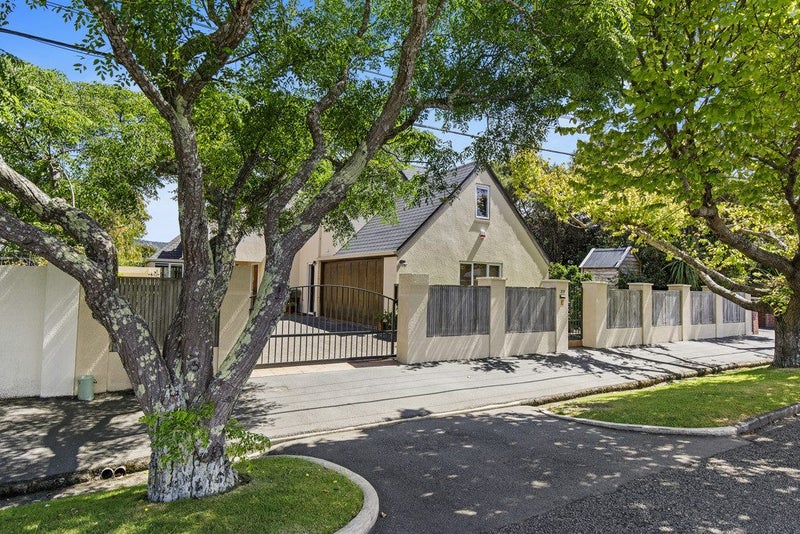 1/20 Willoughby Street, Woburn, Lower Hutt - Carousel 1