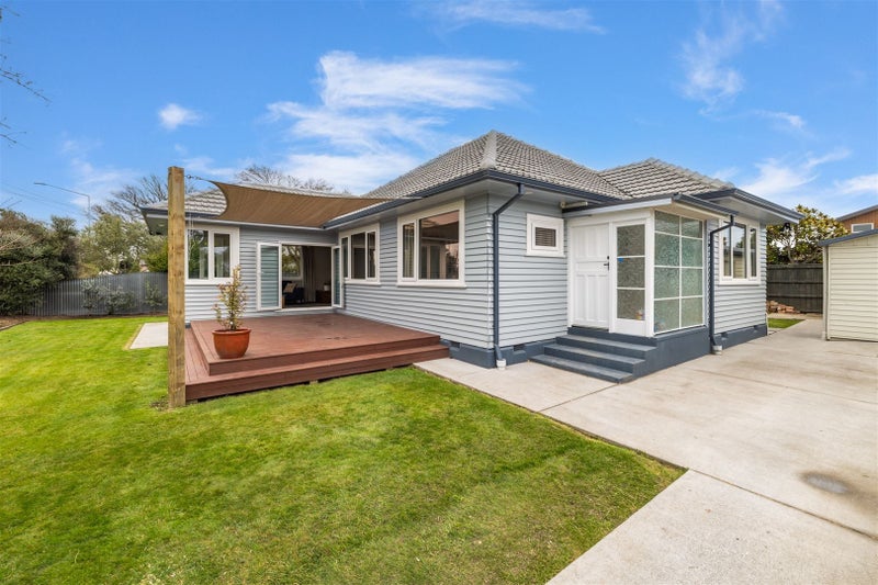 92 McFaddens Road, St Albans, Christchurch - Carousel 1