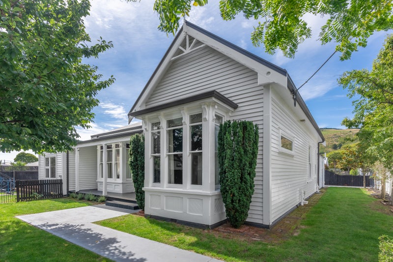 41 Colenso Street, Sumner, Christchurch - Carousel 1