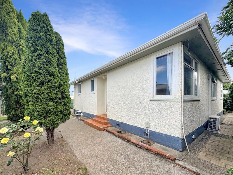 83 Surrey Road, Springvale, Whanganui - Carousel 1