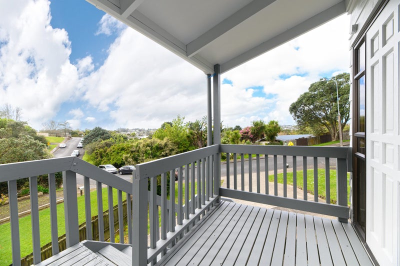 11A Noeleen Street, Glenfield, Auckland - Carousel 26