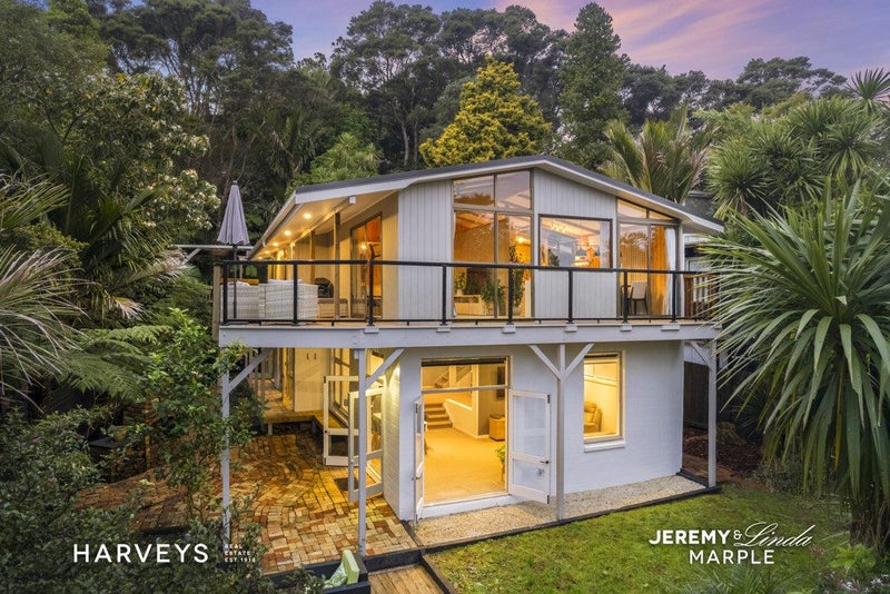47 Tainui Road, Titirangi, Auckland - Carousel 1
