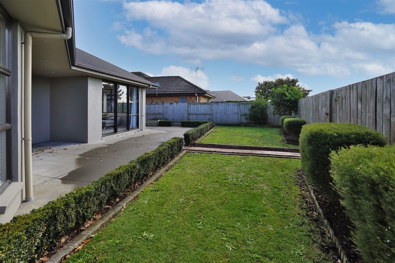 29 Darjon Drive, Huntington, Hamilton - Carousel 18