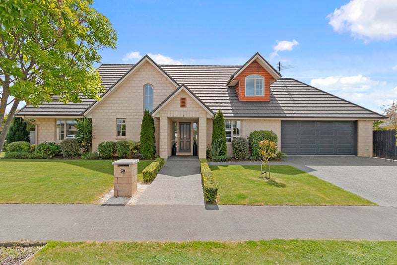 39 Reka Street, Parklands, Christchurch - Carousel 1