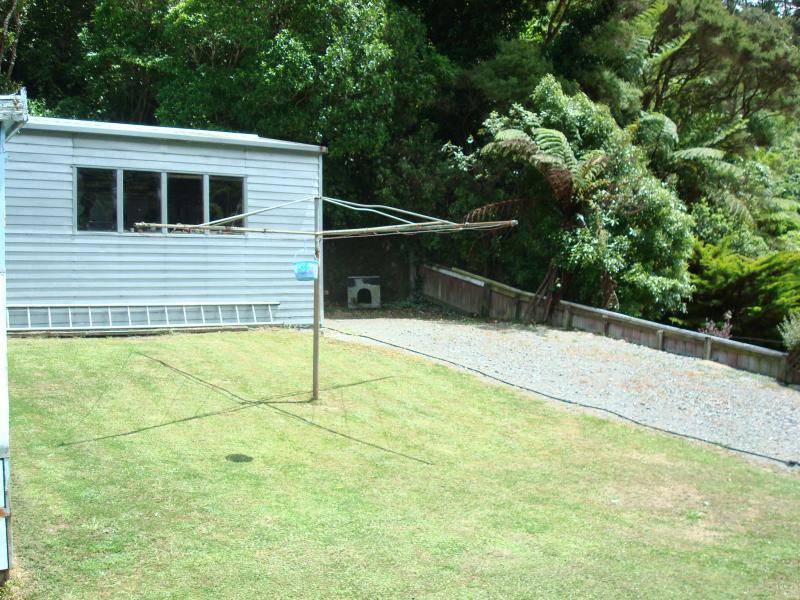 46 Sunny Grove, Wainuiomata, Lower Hutt - Carousel 2