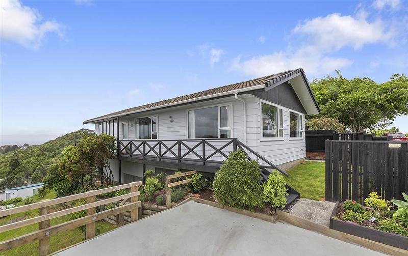 7 Orissa Crescent, Broadmeadows, Wellington - Carousel 1