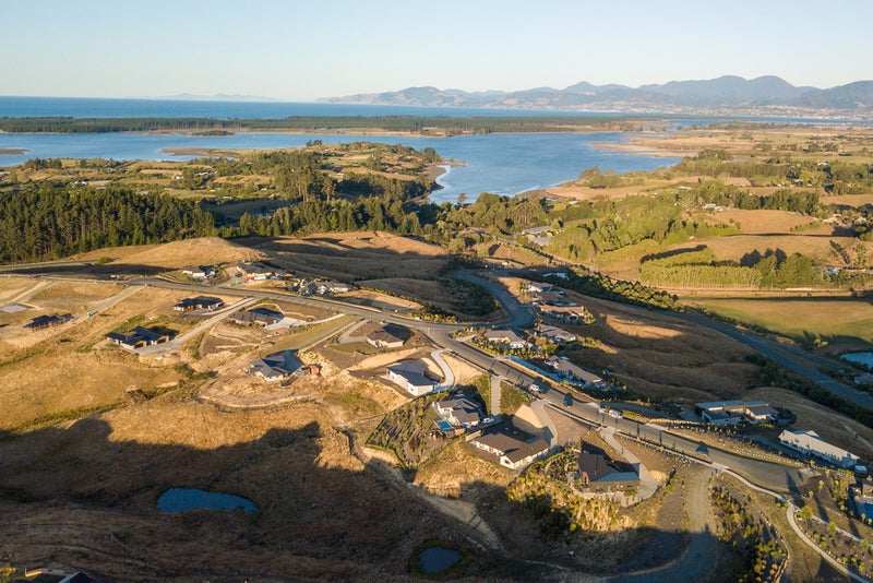 4 Mount Arthur View, Redwood Valley, Richmond - Carousel 19