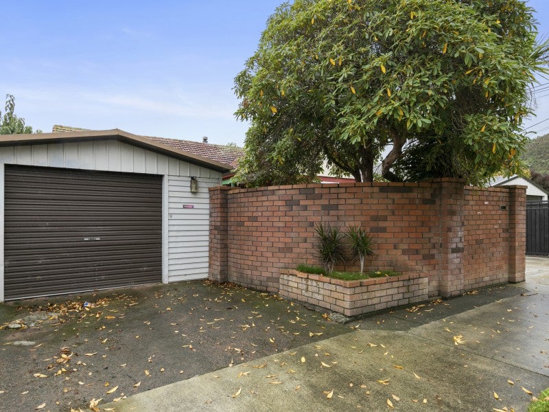 6 Collett Street, Naenae, Lower Hutt - Carousel 20