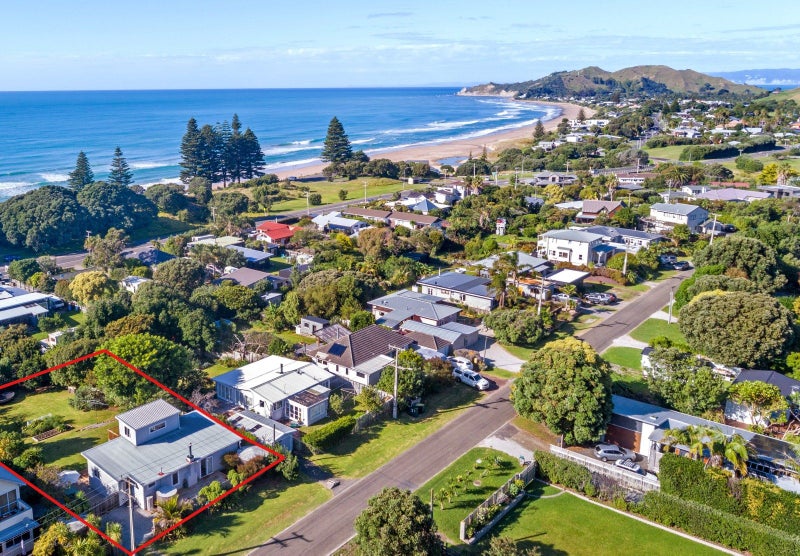 27 Douglas Street, Okitu, Gisborne - Carousel 2