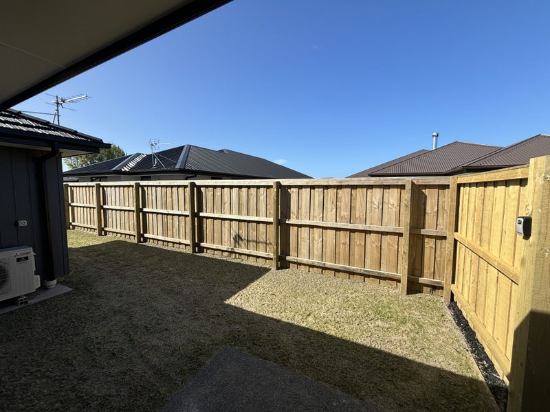 6 Harvest Lane, Belfast, Christchurch - Carousel 7