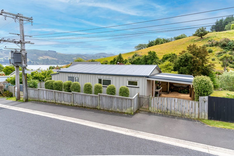 53A Greenacres Street, Macandrew Bay, Dunedin - Carousel 1