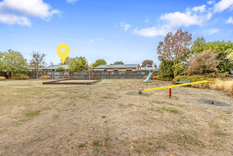 2/74 Inwoods Road, Parklands, Christchurch - Carousel 11