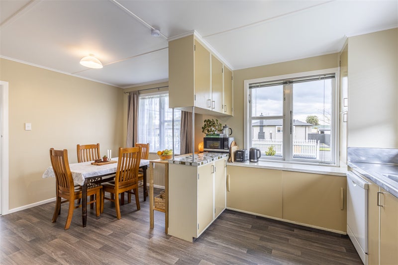 75 Kettle Avenue, Awapuni, Palmerston North - Carousel 3