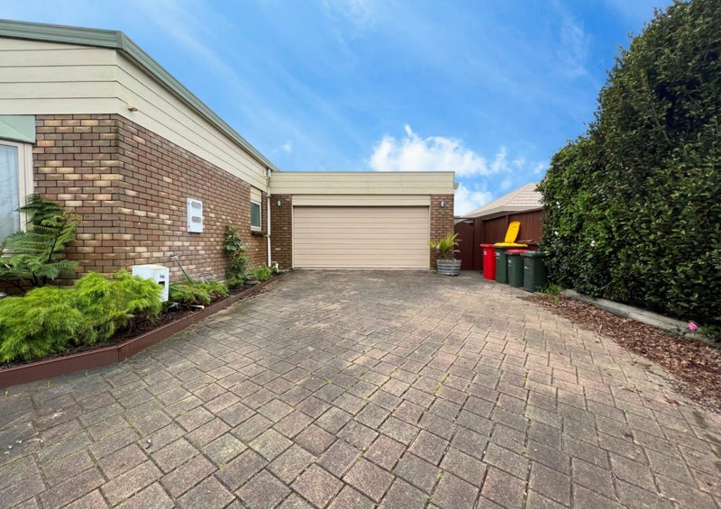 13 Hastings Place, Hamilton Lake, Hamilton - Carousel 2