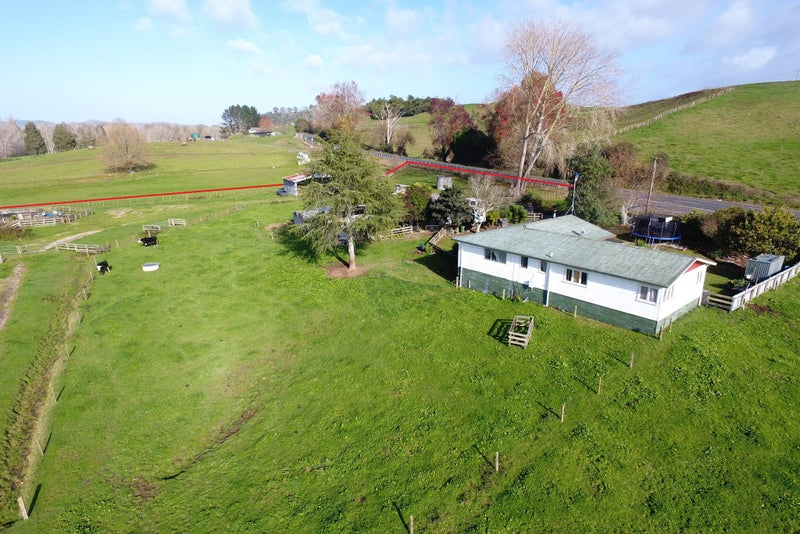 943 State Highway 3, Te Kuiti - Carousel 1