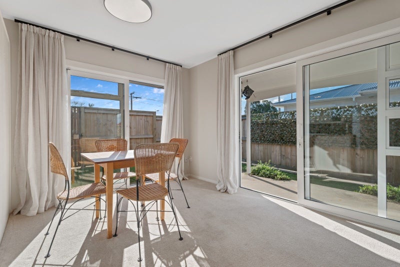 1/378 Devonport Road, Tauranga South, Tauranga - Carousel 1