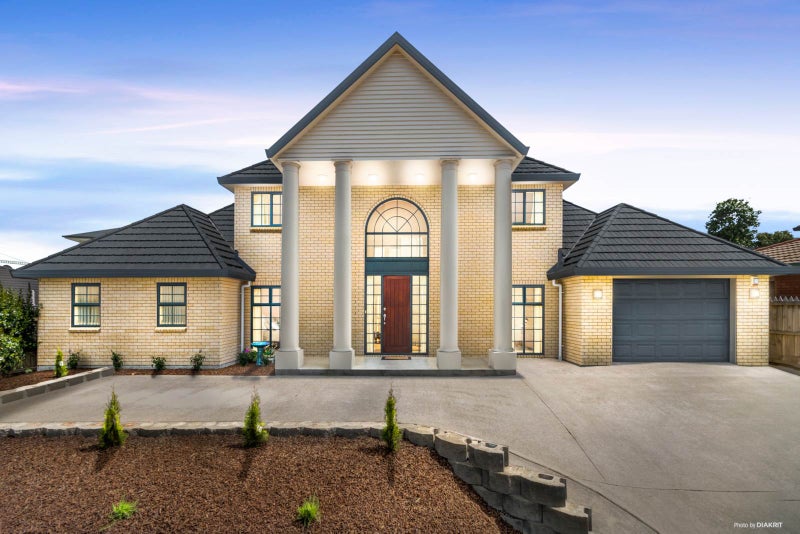 27 Fairchild Avenue, Goodwood Heights, Auckland - Carousel 11