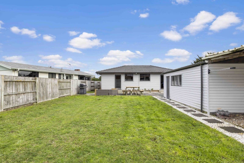 26 Lugton Street, Nawton, Hamilton - Carousel 17