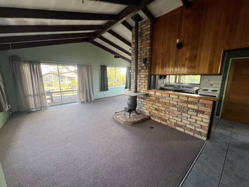 7 Tisdall Crescent, Saint Johns, Auckland - Carousel 2