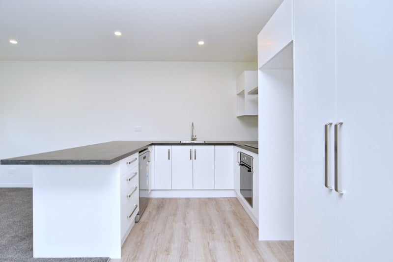 18 Millhaven Place, Casebrook, Christchurch - Carousel 2