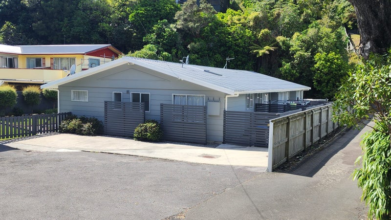 2/80 Airlie Road, Plimmerton, Porirua - Carousel 1