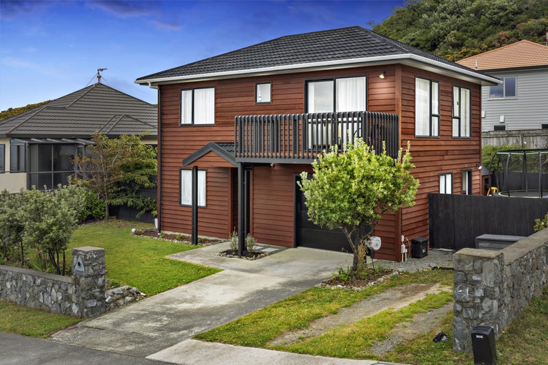 22 Bowes Crescent, Strathmore Park, Wellington - Carousel 1