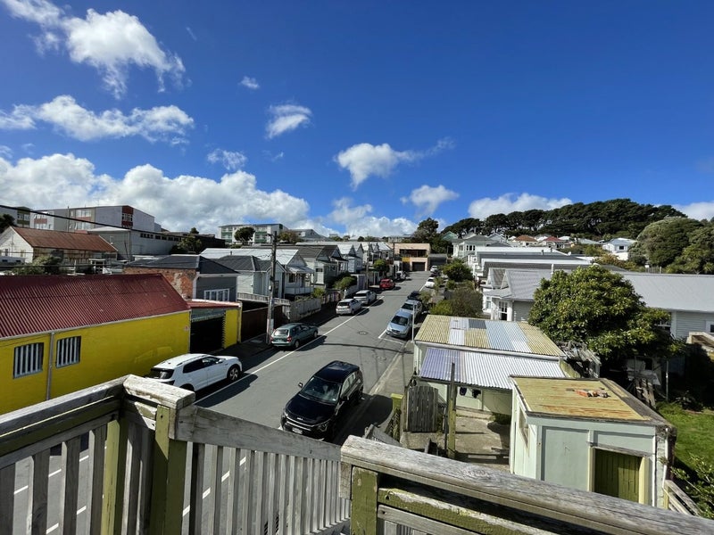 209 Rintoul Street, Berhampore, Wellington - Carousel 18