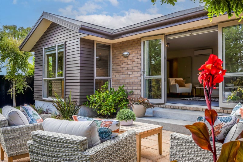 218A Riverlaw Terrace, Saint Martins, Christchurch - Carousel 1