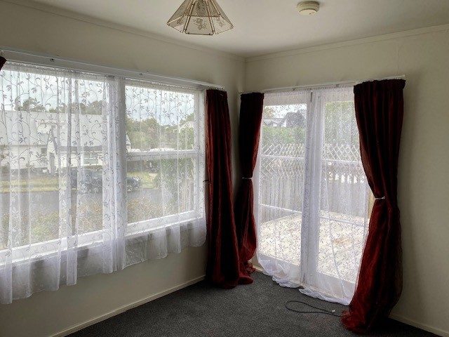 32 Marendellas Drive, Bucklands Beach, Auckland - Carousel 8