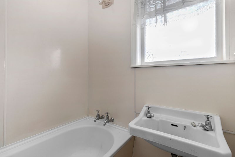 3 Shelley Court, Enderley, Hamilton - Carousel 9