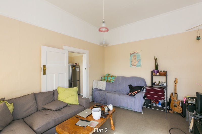 2 Baden Road, Hataitai, Wellington - Carousel 2
