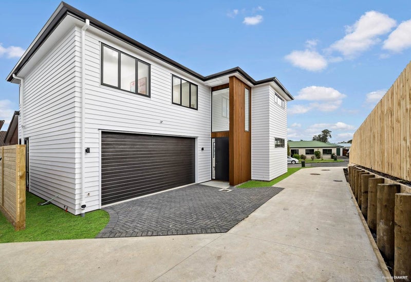 20 Parramatta Place, Botany Downs, Auckland - Carousel 2