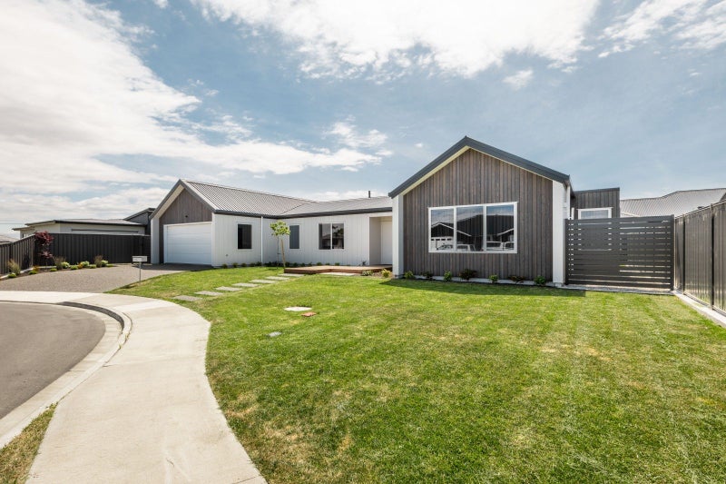 20 Whangaehu Place, Te Awa, Napier - Carousel 1
