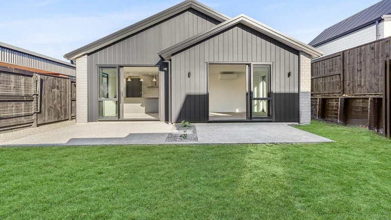 4 Musselwhite Terrace, Chartwell, Hamilton - Carousel 1