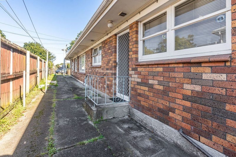 2/61 View Road, Mount Eden, Auckland - Carousel 12