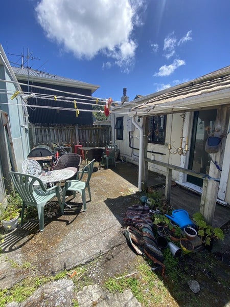 43 Hall Street, Newtown, Wellington - Carousel 20