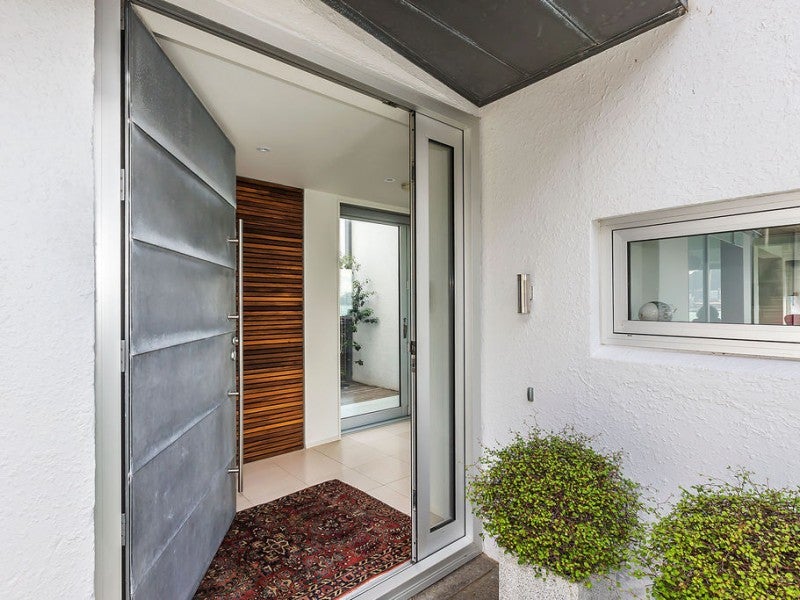 19 Mcfarlane Street, Mount Victoria, Wellington - Carousel 2