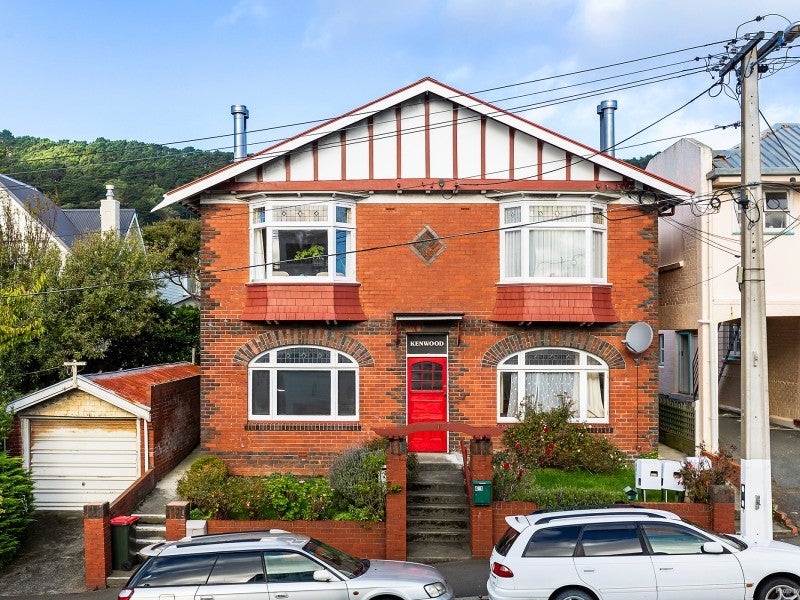 3/1 Moncrieff Street, Mount Victoria, Wellington - Carousel 1