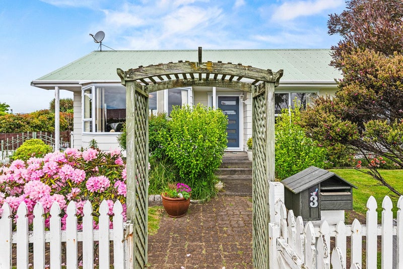 3 Sharda Grove, Paraparaumu Beach, Paraparaumu - Carousel 2