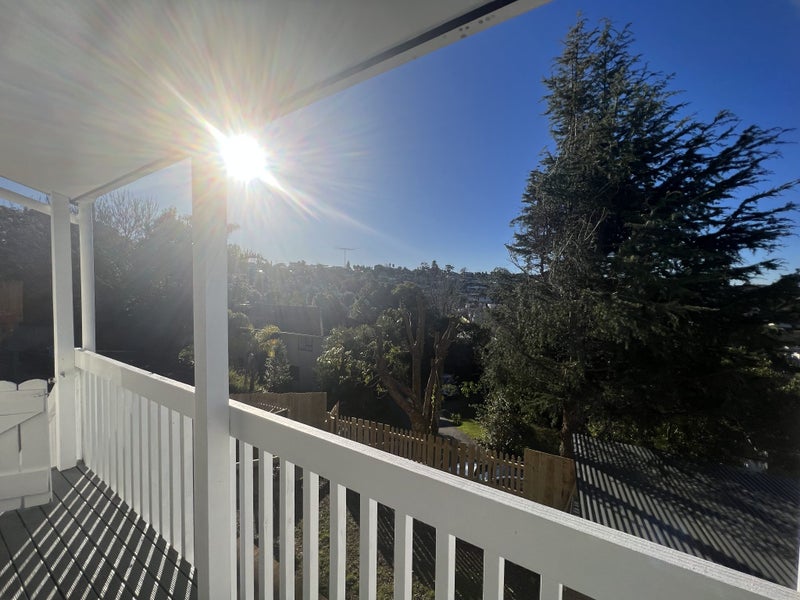 17 Theban Place, Totara Vale, Auckland - Carousel 2