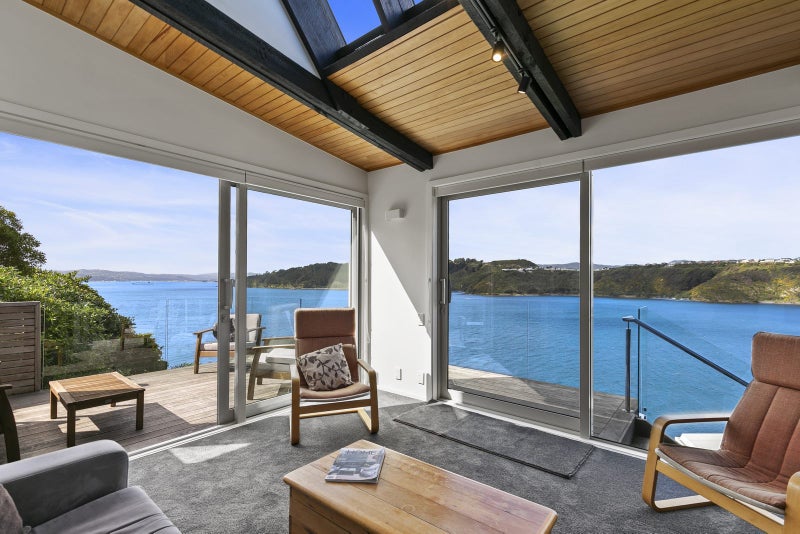 1 Akautangi Way, Hataitai, Wellington - Carousel 1