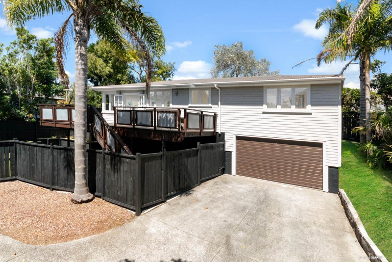 151 Whitney Street, Blockhouse Bay, Auckland - Carousel 1