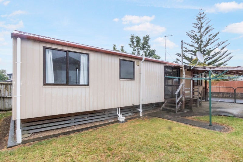 11 Cameo Court Road, Favona, Auckland - Carousel 12