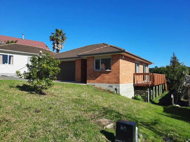 43 Kellett Road, Ranui, Auckland - Carousel 2