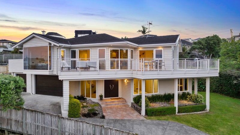 88 Churchill Road, Murrays Bay, Auckland - Carousel 2