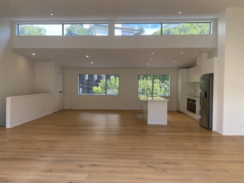 30 Kempthorne Crescent, Mission Bay, Auckland - Carousel 2