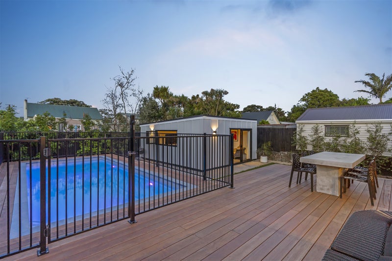 10 Parrish Road, Sandringham, Auckland - Carousel 21