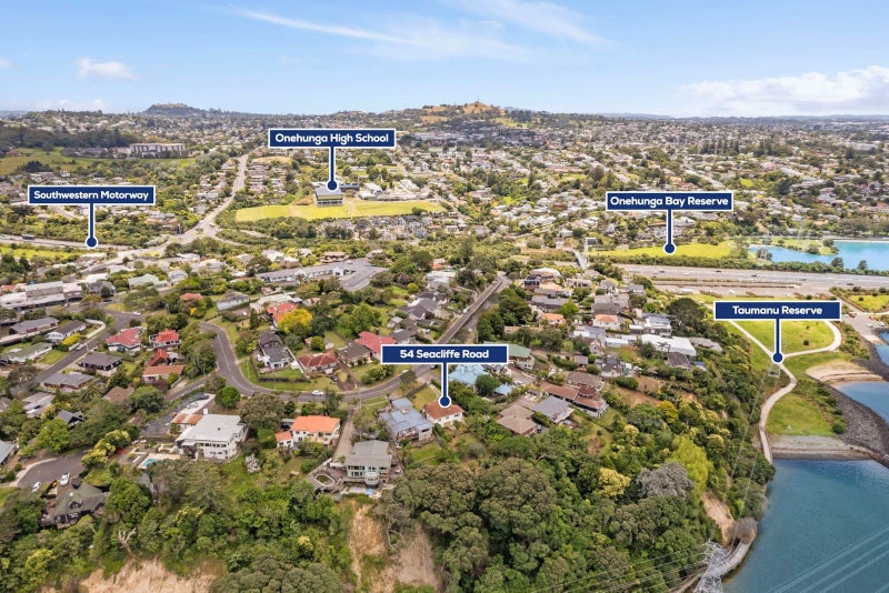 54 Seacliffe Road, Hillsborough, Auckland - Carousel 21