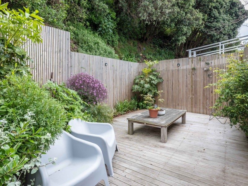 32 Queens Drive, Kilbirnie, Wellington - Carousel 2